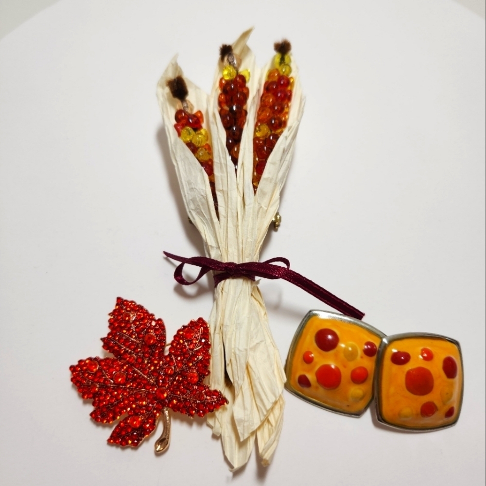 Vintage Autumn Brooch & Earring Set Maple Leaf Indian Corn Chunky Post Earrings